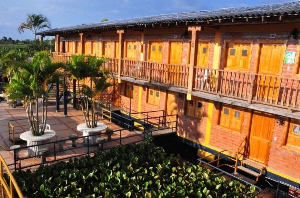 Hotel Campestre Las Bailarinas Armenia  Exteriér fotografie